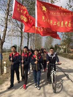 2016拉练图片2.jpg