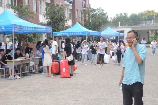 说明: DSC_1837