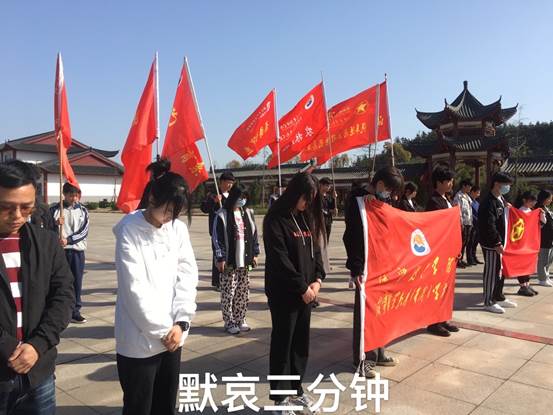 说明: 1728702144