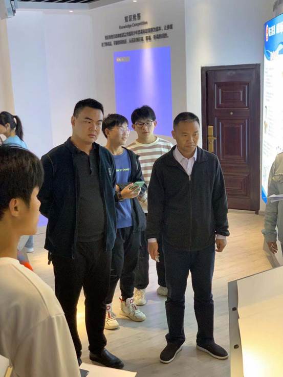 说明: 5e54abd6f42cbad117fe729cd86f343