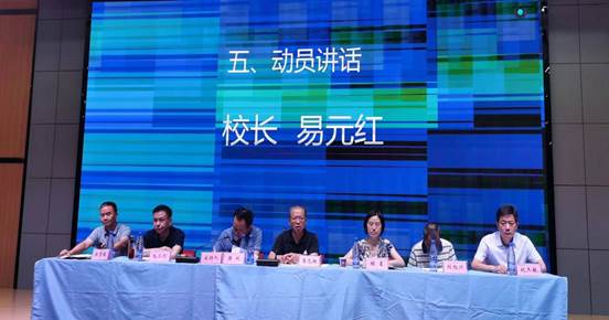 说明: 8c622956fefd0a95982f19d413b69d0
