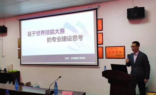 说明: 047af8829a457654ad458f56b51cef1