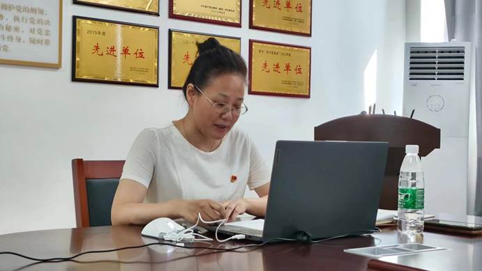 405e46b56702d711f33d0f79d5f90aa