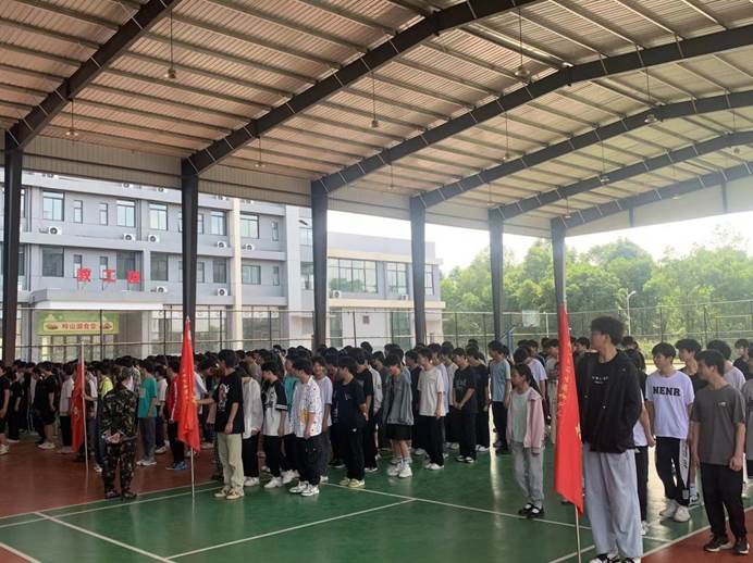 说明: 2db30873ab2f4e29a6fe618cf4f062f