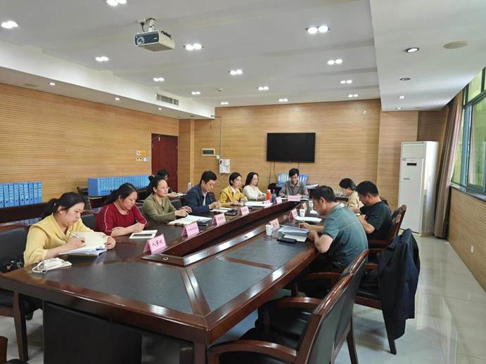 说明: 40a3f5d12371d14f5f48fb1c4a61ba2