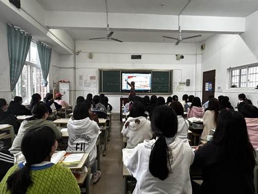 说明: 4e2c24935ff24f91b8c71a86e842d09