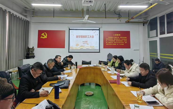 说明: f7bedc3c2431666d4fdf1c422525e16