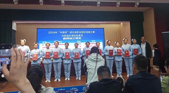 说明: 916826b82f9cb58a046a3338331469e
