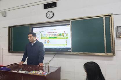 说明: 174ce08040992f2d7b6f42a23a9f9f9