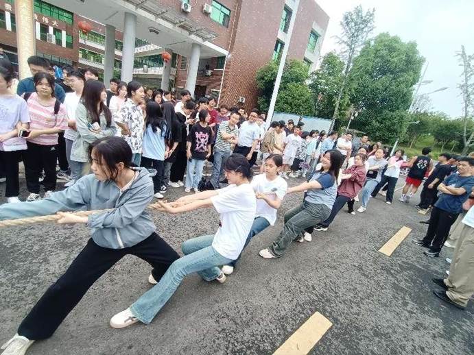说明: 2024春拔河A15