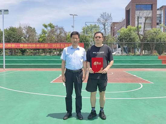 说明: b39c5784536655edb2fb84fed1a7591