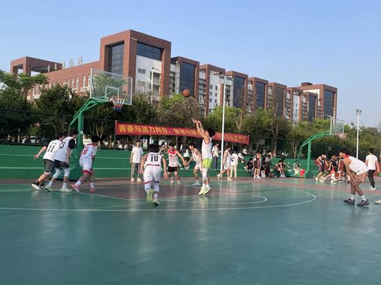 说明: dbd5d7ca10094e621048f95f1b0128a