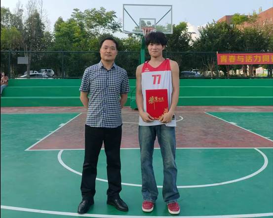 说明: b3fea33e22c1e7c45df9479f8bfdf87