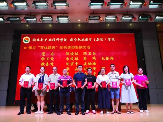说明: dce1386bc73f54f42da17c4b41e1e29