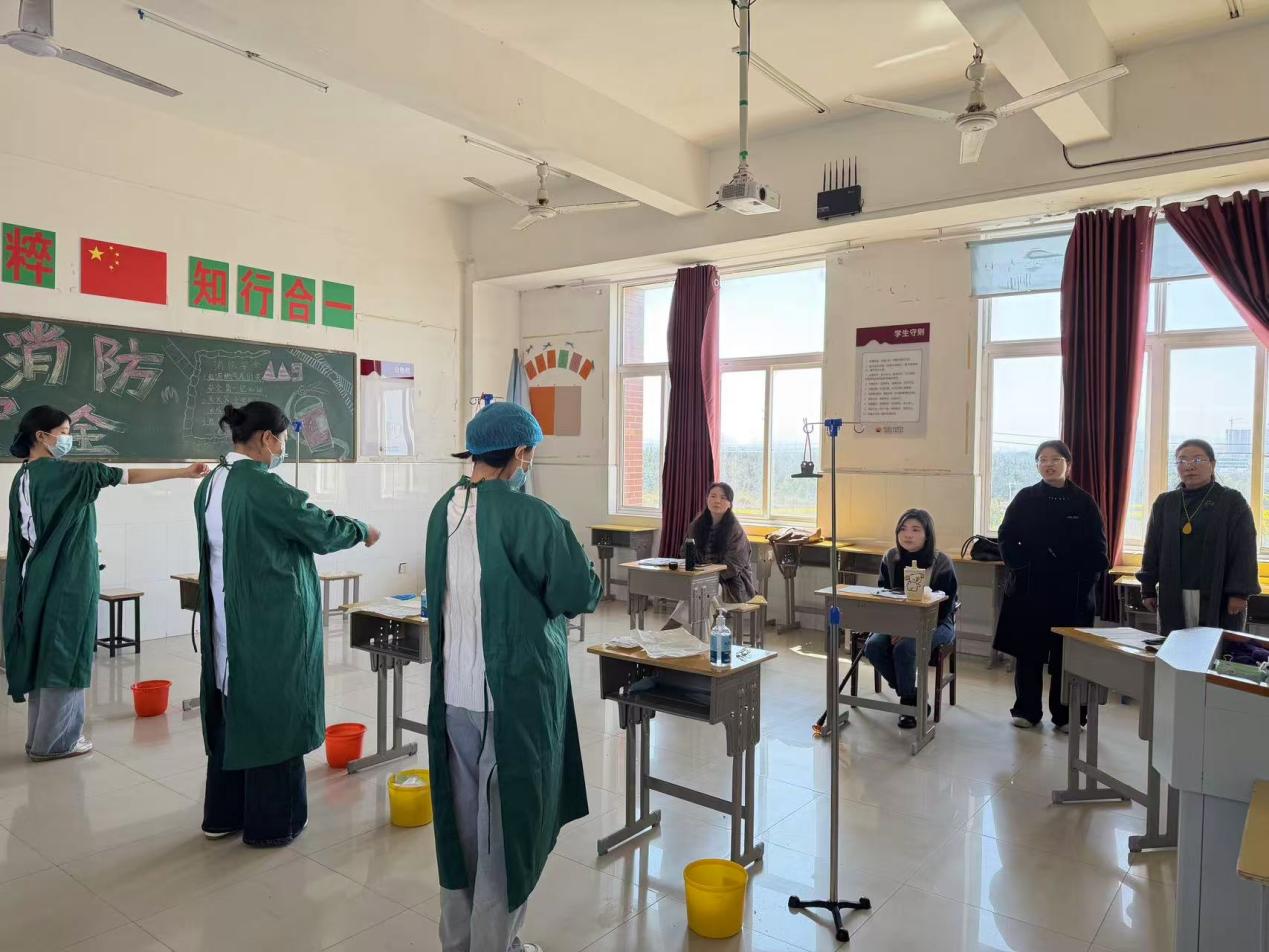 以考促练强技能    备战高考筑根基