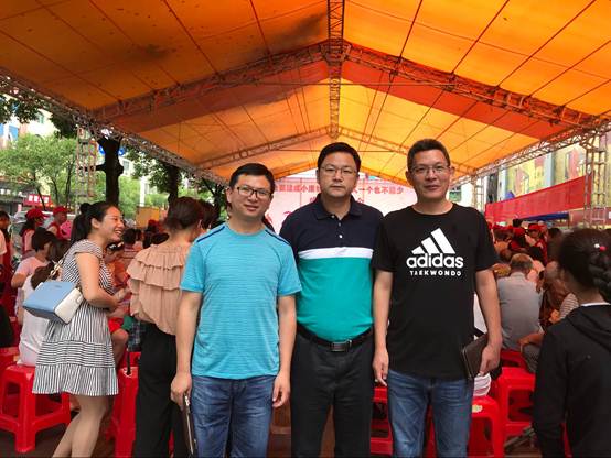 说明: G:\党支部\2018\助残日党员活动照片\IMG_4905.JPG