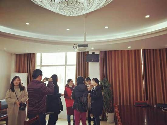 说明: b58037695eacee401a6960a6bb86f4a