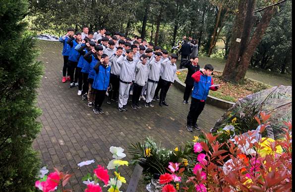 CC9EAA2A031EF65B9966D47882E17428