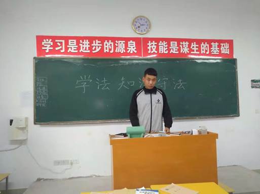 b933a2226e545e83f1f98f0005b99a7