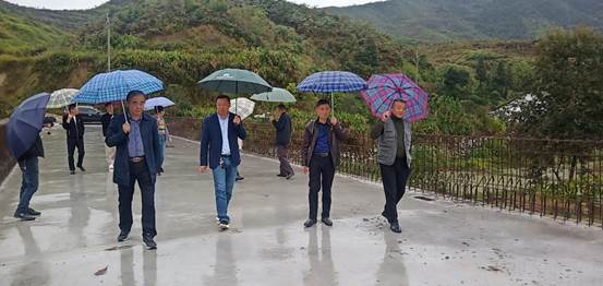 说明: 扶贫日活动2