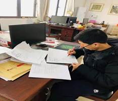 说明: 0a12180dbad4514d36fbee45d15b507