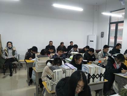 0711B33590A0A1A7F4BDCD9D4F2B4270