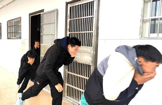 说明: 8IO55]XTNX06D}0(C(7G6P2