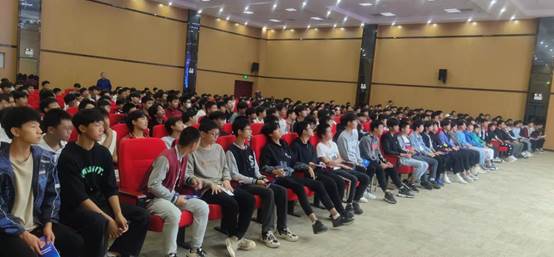 说明: C:\Users\Administrator\Desktop\2021.10.28法律安全知识讲座\ff220b9f6ba8b0765b75ccf174f3468.jpg