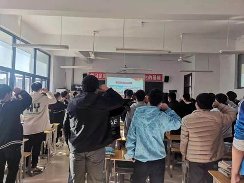 说明: c0770fd33a5d6309da5388cb80262fe