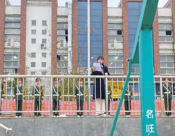 说明: fec76dd2839ee61835bc492f8409cf1