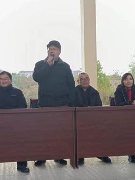 说明: 4ee05bf79421cda9b96511aa068e193