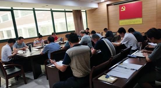 说明: 2db8f52d6065d1d41fc52e5d5396830