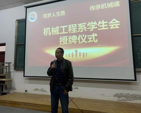 说明: 771d1cb8e2cd6733918fb9279609762