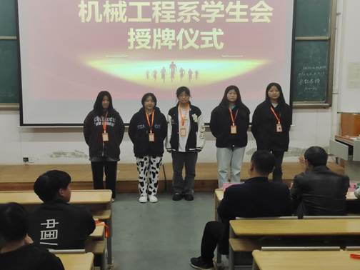 说明: 61fd55406ae06603b61dbfe6fa28c69