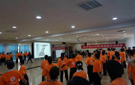 说明: 5d74f3918ffdb56a3f21100f4346128