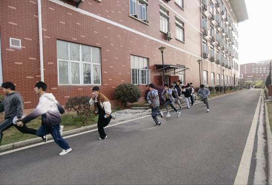 说明: MCNWTO)NK6F~ET1X91W40Z1