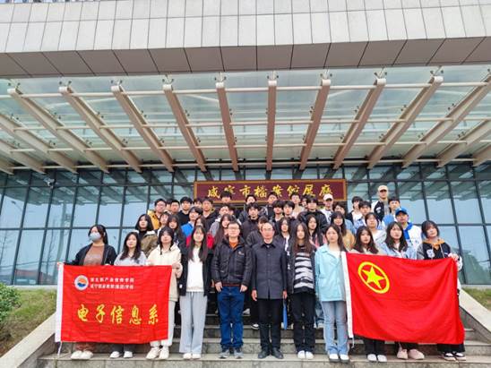 说明: 42cdf5c11bbdb6263877f472a1d6fe3