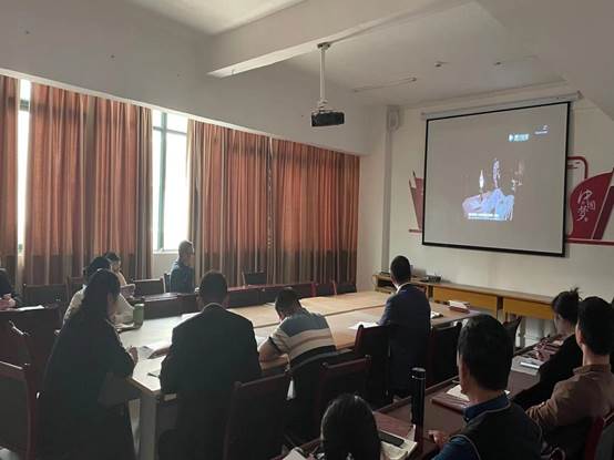 说明: 077b9a9d19900c83ca735165831bc3e