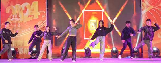 说明: 1c77259eea56df846da964f55cf32eb