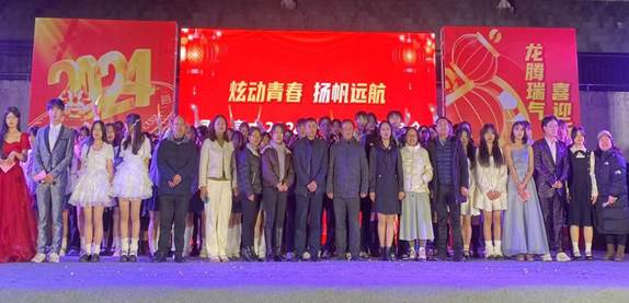 说明: 5151d6236eb5bd0ad9a850ec915f9e9