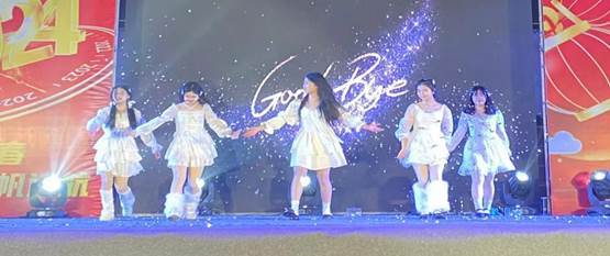 说明: ef7d41a3d1db54fe62cb29f31396790