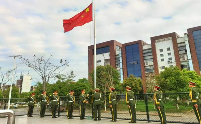 说明: 5ad271248deb63ed3cdbcec380eb0c7