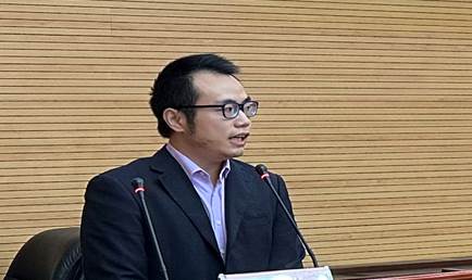 说明: 阮航