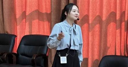 说明: 周颜蓉