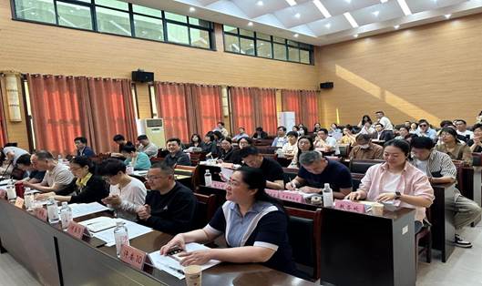 说明: 评委2
