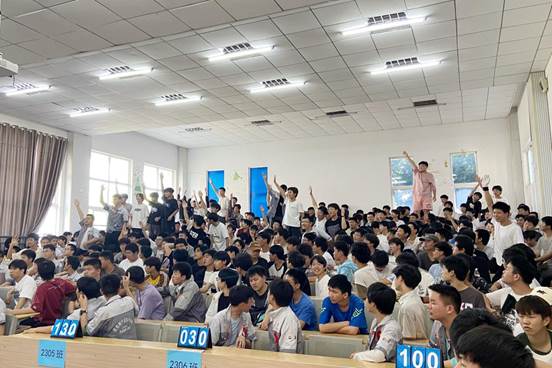 说明: 64c2bacd94b69eaa9e23025131dd9ed