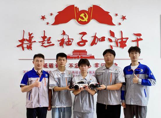 说明: b638430cc9249cc0a094bc0080b78bd